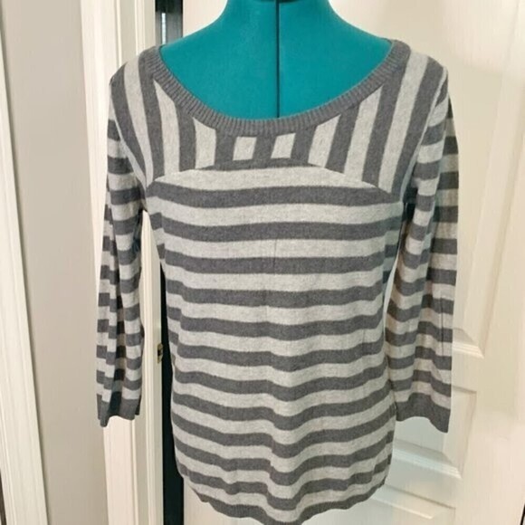 Gap Nautical 3/4 Sleeve Crew Neck Lightweight Casual Sweater - Picture 2 of 9